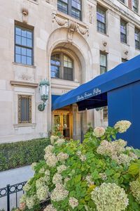 3750 N Lake Shore Dr APT 6C