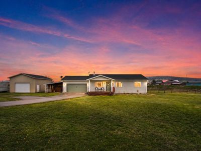 68 Dolphin Dr