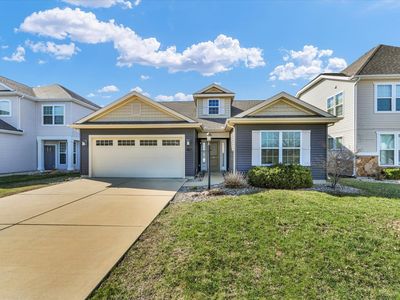 407 Bardeen Ln