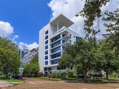 525 E Jackson St UNIT 306