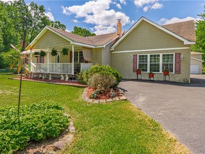 Property at 1340 Cain Rd, Youngstown, NY