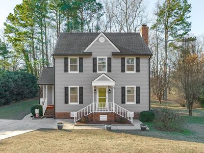 2044 Queen Charlotte Pl