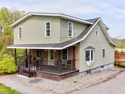 1552 Greenville Turnpike
