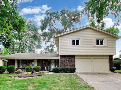 Property at 252 Millford Ln, Bloomingdale, IL