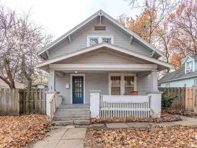 Property at 711 Osage St, Manhattan, KS