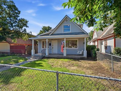 2211 W Gardner Ave