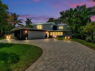 351 NW 32nd Court