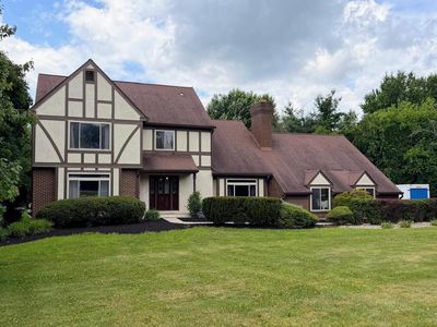 170 Lenora Ln