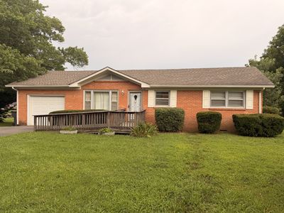 810 Sunset Dr