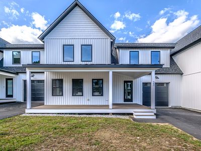 23 Fairway Commons Drive #6
