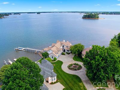 3386 Governors Island Dr