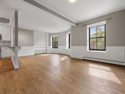 28 Worcester Sq APT 4