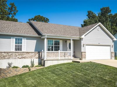 243 Duffers Dr