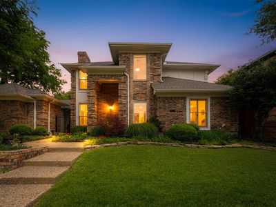 5835 Mapleshade Ln