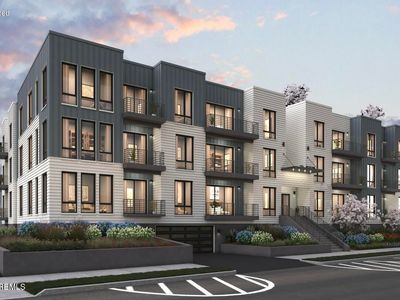 215 2nd Avenue #109