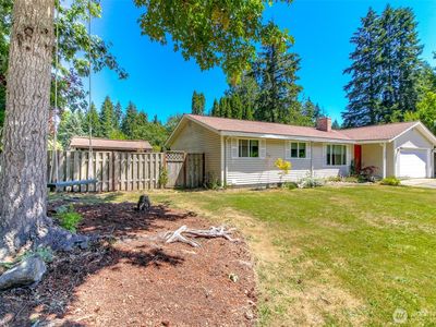 737 NW Firglade Drive