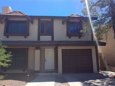 121 Logansberry Ln