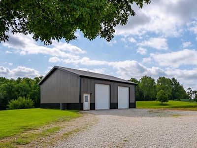 2533 W Eureka Rd