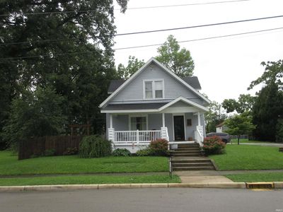 201 E Sherman St