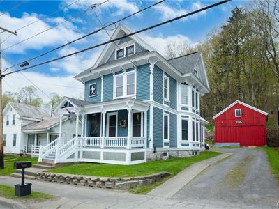 429 Main St