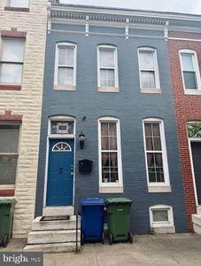 745 W Cross St
