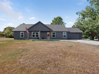 1069 Hereford Dr