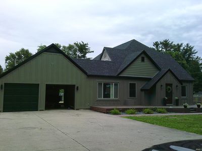 1105 Fisher Ave
