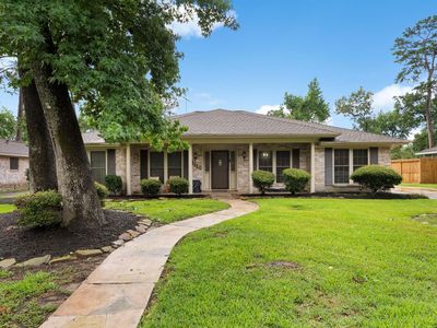 1110 Pear Tree Ln