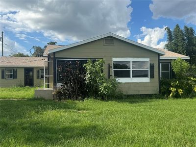 4 LAKEVIEW AVENUE