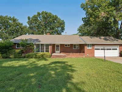 1419 Crescent Dr