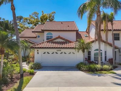 4416 Calle Serena