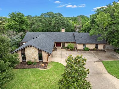 2605 Woodmont Cir