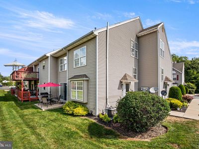 Property at 16 Horseshoe Dr, Douglassville, PA