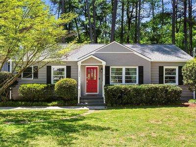 1059 Lindridge Dr NE
