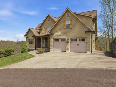 437 Whispering River Drive