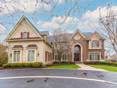 435 Winfield Ln