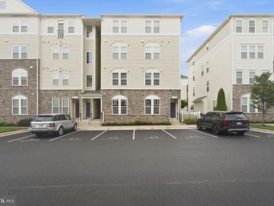 24682 Bryne Meadow Sq #5-104