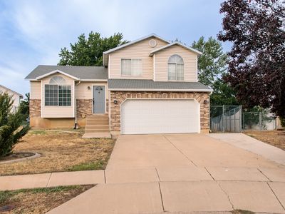 4197 Lily Dr