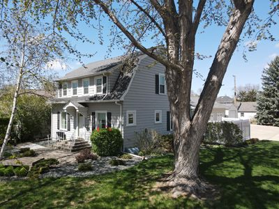 1120 E 3rd Ave