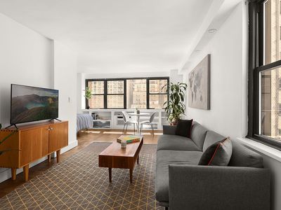 110 E 36th St APT 9F