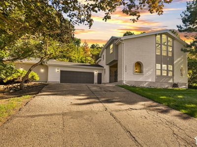2554 Woodland Dr