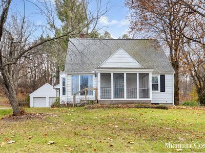 13100 Grand River Dr SE