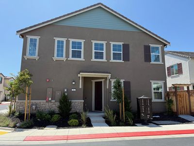 96 E Frost Dr