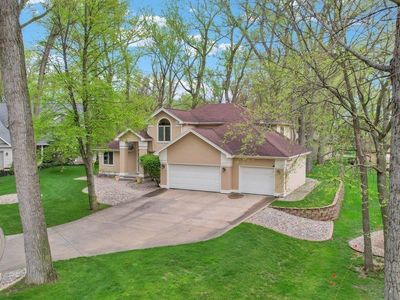 704 E Saint Andrews Cir