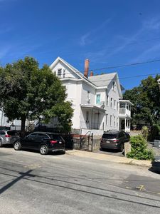 107 Oxford St