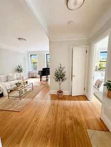 253 W 16th St APT 3G