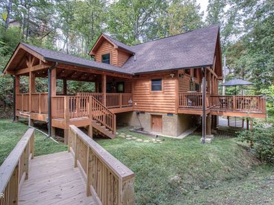 2423 Paradise Falls Way