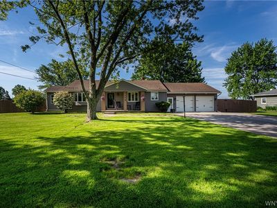 Property at 3174 Lockport Rd, Sanborn, NY