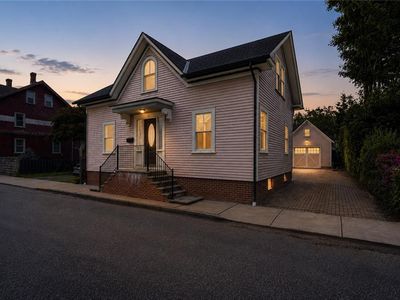 21 Elm St