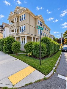 320 Hamilton St